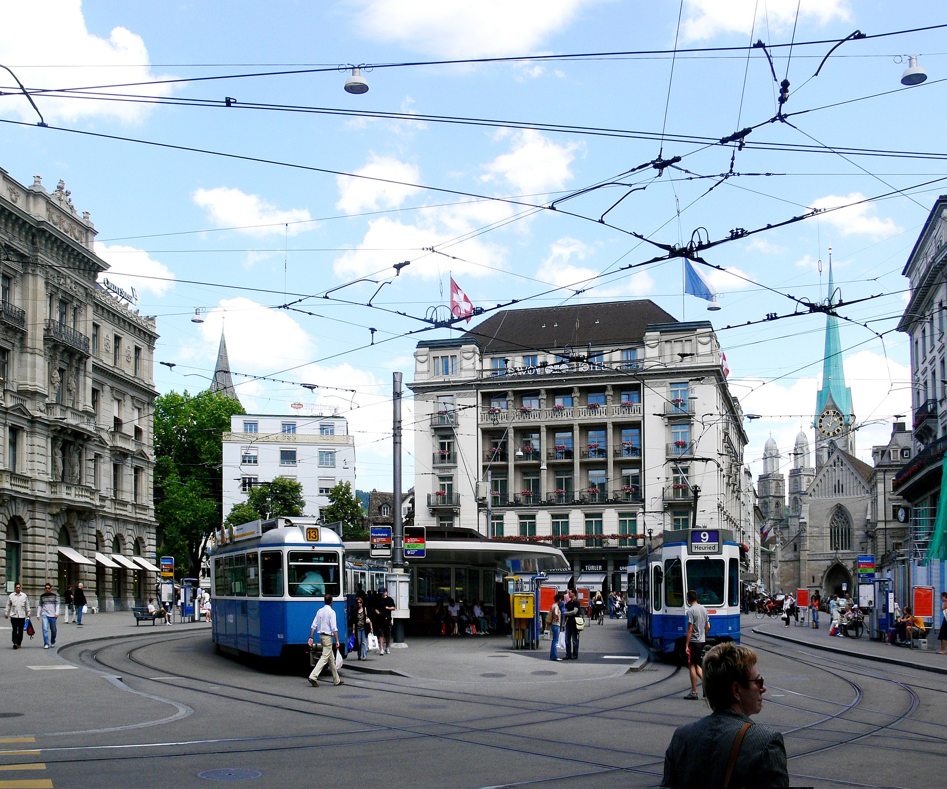 Paradeplatz & Storchengasse - luxury shopping near Zurich, Switzerland for clients who rent a Land Rover Defender